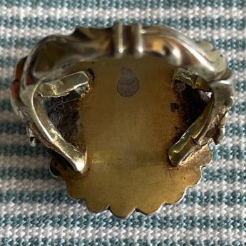 Continental verre eglomise ring