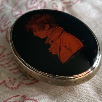 Jacob Spornberg, rare Etruscan style silhouette in a brooch setting