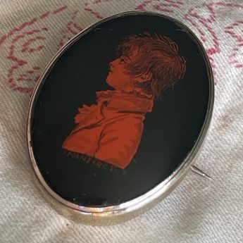 Jacob Spornberg, rare Etruscan style silhouette in a brooch setting